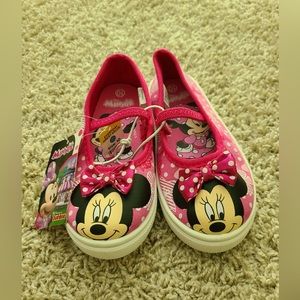 Girl shoes size 10 new